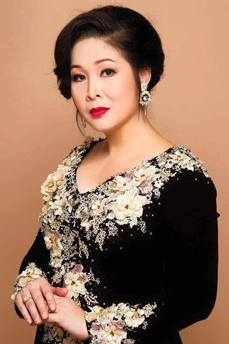 NSND Hồng Vân chính thức đổi tên Fanpage. Ảnh: NVCC