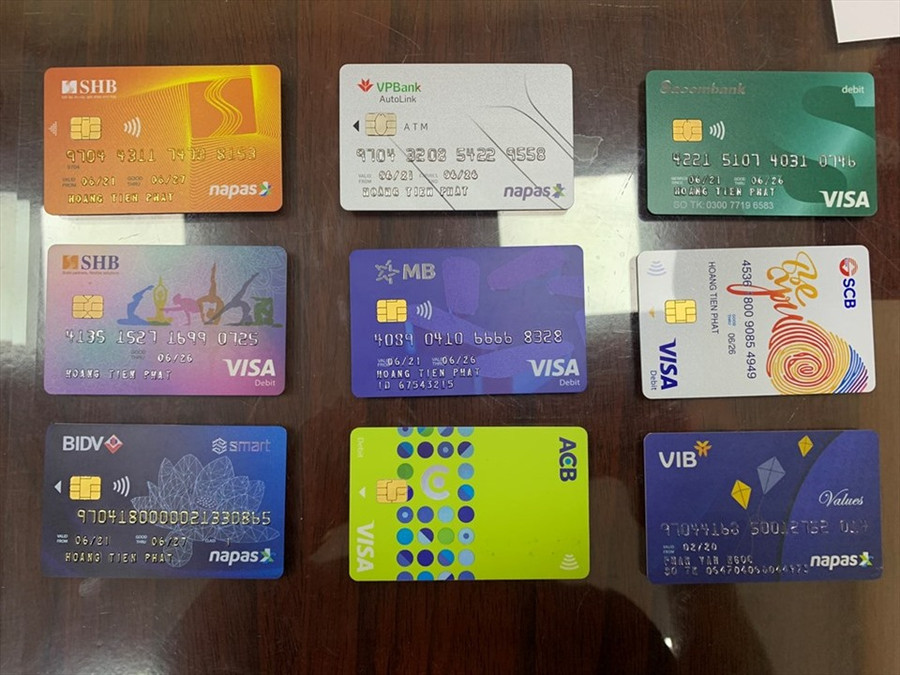 Thẻ ngân hàng Phạm Văn Ngọc sử dụng. Ảnh Công an TP.Hải Phòng
