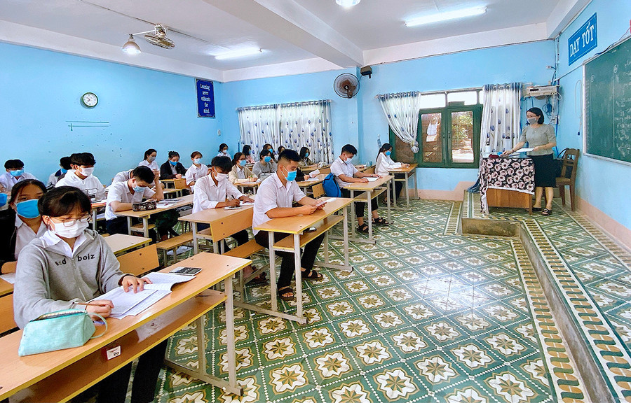 Kết quả kỳ thi tốt nghiệp THPT năm 2021 đã phản ánh đúng thực chất công tác giáo dục ở địa phương cũng như chất lượng dạy và học của từng trường. Ảnh: Hồng Thi Kết quả kỳ thi đã phản ánh đúng thực chất công tác giáo dục ở địa phương cũng như chất lượng dạy và học của từng trường. Ảnh: Hồng Thi