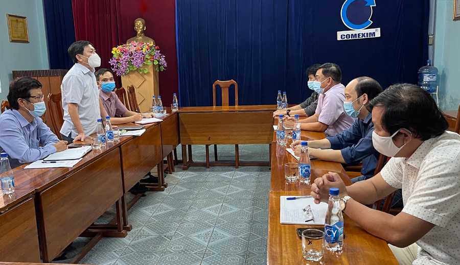 Quang cảnh buổi làm việc. Ảnh: Vũ Thảo Quang cảnh buổi làm việc. Ảnh: Hà Duy