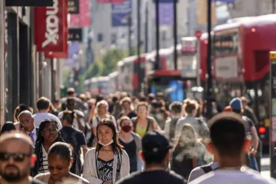  Anh phát hiện biến thể COVID-19 mới B.1.621. Ảnh: AFP