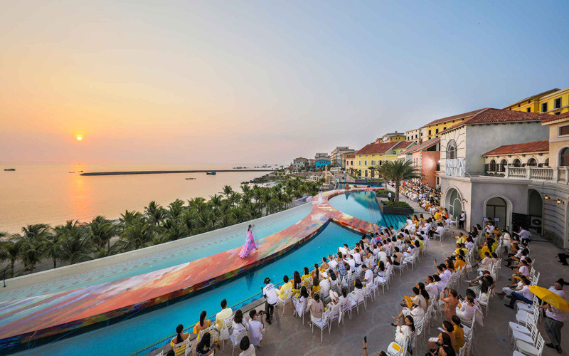  Hoàng hôn rực rỡ tại Sun Premier Village Primavera, Nam đảo Phú Quốc