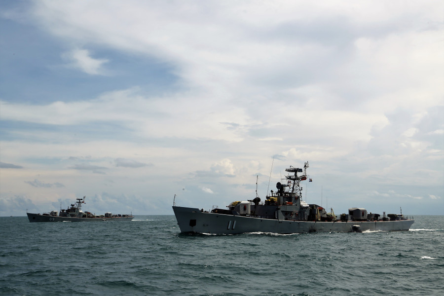 Biên đội tàu hộ vệ săn ngầm 09 và 11 của lữ đoàn 171 làm nhiệm vụ trên vùng biển Trường Sa, năm 2020. Ảnh: MAI THANH HẢI