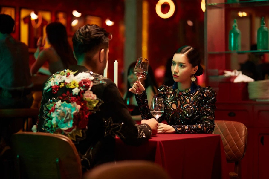 "Bùa yêu" được đánh giá là bản hit lớn nhất trong sự nghiệp của Bích Phương. Ảnh: NSCC.