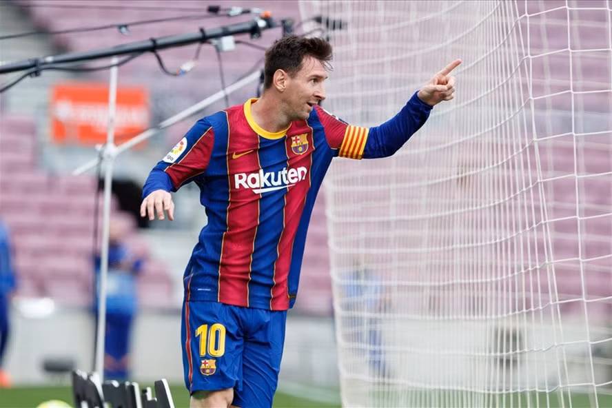 Lionel Messi đã chấp nhận cắt giảm mức lương 