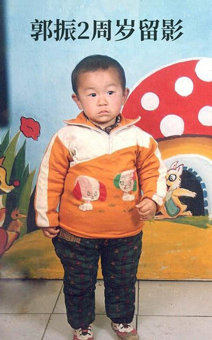 Con trai ông Guo. Ảnh: Daily Telegraph Con trai ông Guo. Ảnh: Daily Telegraph