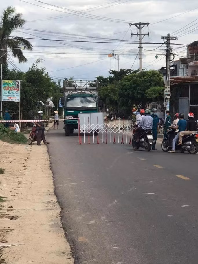  Một khu vực ở huyện Phù Cát bị phong tỏa sau khi xác định nơi này có ca mắc Covid-19