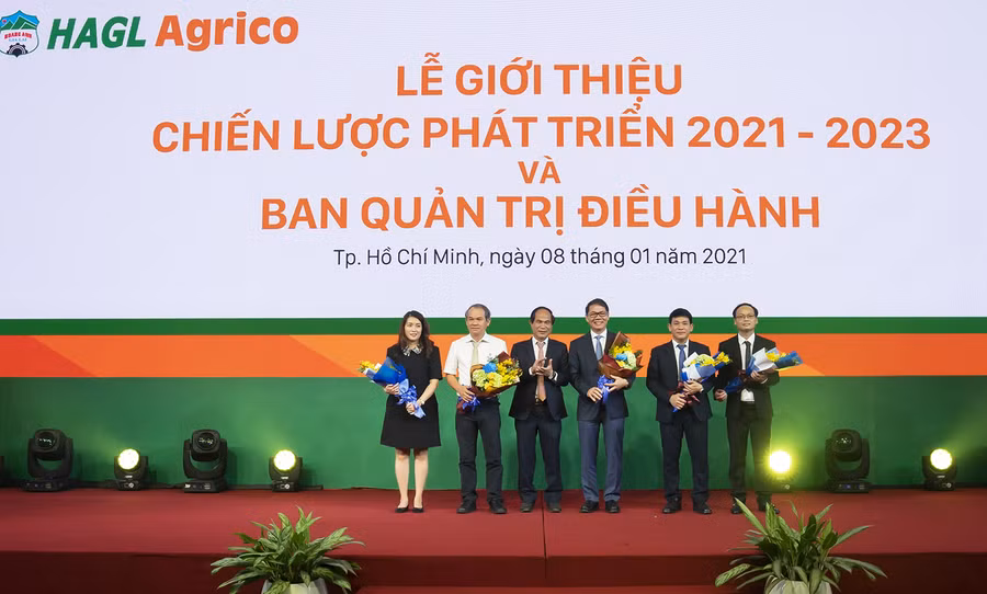 Tỷ phú Trần Bá Dương còn có một cuộc giải cứu khác cần - nhiều - nguồn - lực hơn. Ảnh: HNG