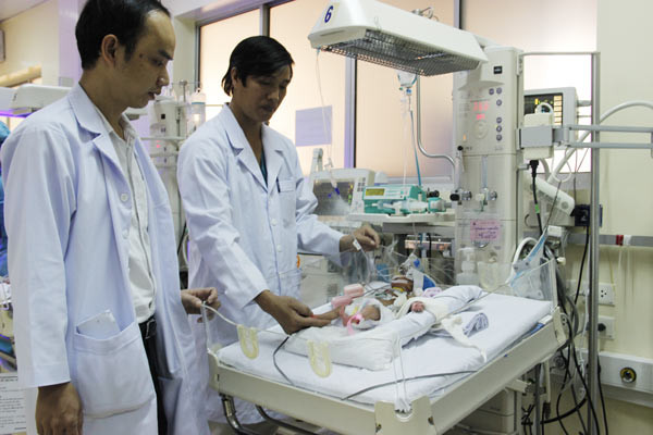 Sức khỏe của em bé sau ca phẫu thuật đã ổn định.