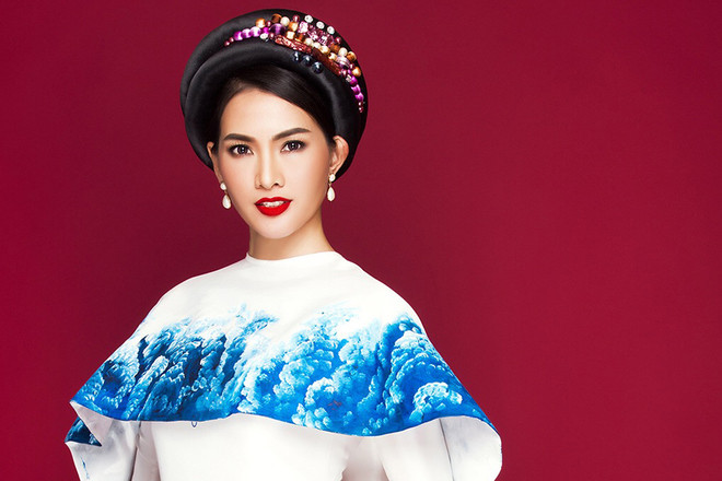 Họa tiết sóng biển làm chủ đề cho bộ sưu tập.