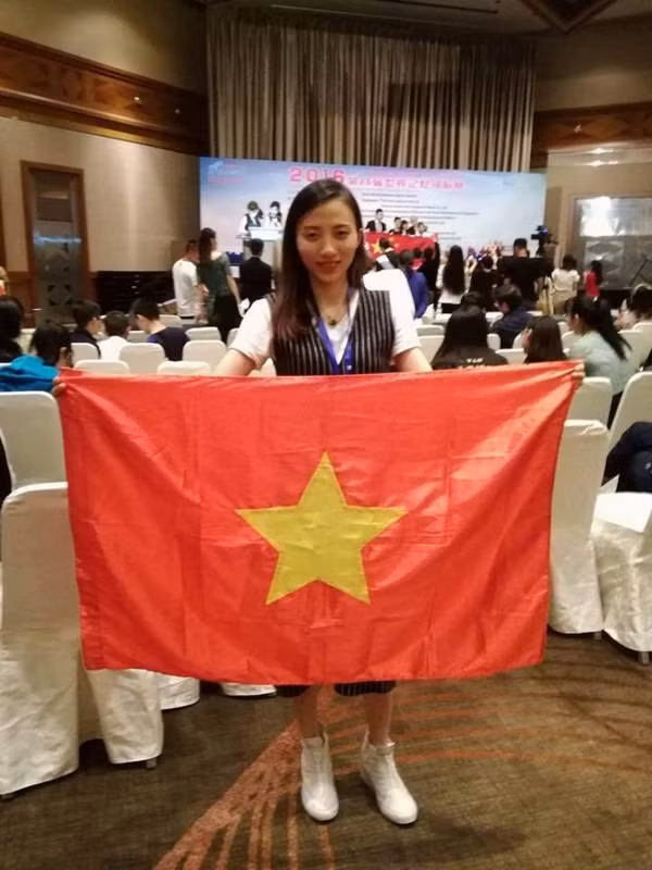 Mai Thị Tường Vân.