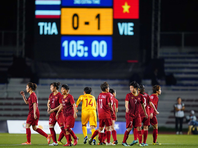 Tuyển nữ Việt Nam vui mừng sau chiến thắng 1-0 trước Thái Lan ở chung kết SEA Games 30. Sau cú đúp HCV SEA Games, thầy trò HLV Mai Đức Chung nhắm đến bảo vệ thành công chức vô địch giải Đông Nam Á theo thể thức mới - Độc Lập
