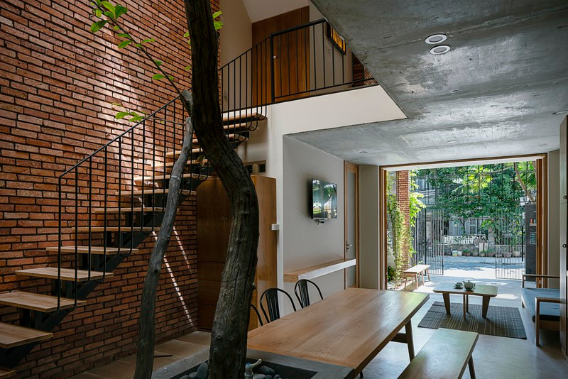 Nội thất trong nhà bố trí đơn giản, khoa học.