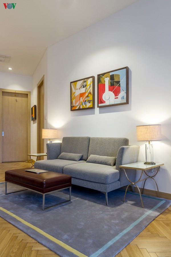 Một góc thư giãn trong phòng ngủ chính. Một góc thư giãn trong phòng ngủ chính.