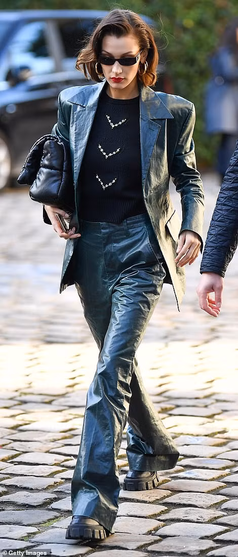 Phong cách đời thường của người đẹp cũng khá ấn tượng. Phong cách đời thường của người đẹp cũng khá ấn tượng.