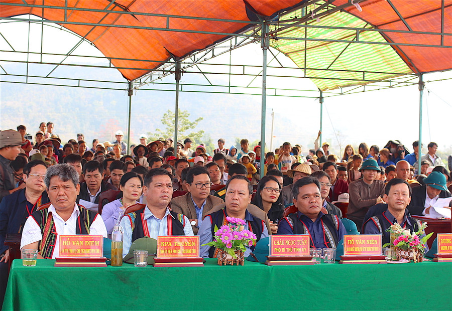 Các đại biểu tham dự lễ phát động. Ảnh: Hồng Thi