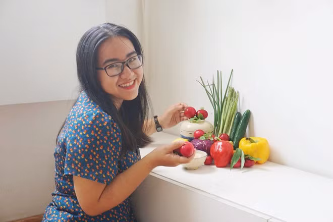 Cô gái trẻ viết về con đường quay về với những giá trị cũ và thực chất - Ảnh NVCC