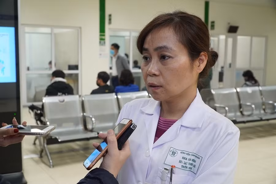 1 Bác sĩ Lại Thanh Hà - Trưởng Khoa Khám bệnh Bệnh viện Thanh Nhàn (Hà Nội).