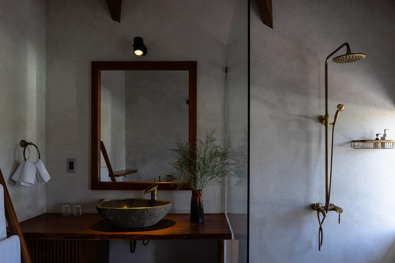  Phòng tắm đơn giản nhưng tinh tế.