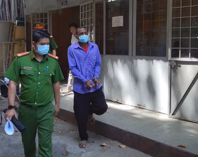  Bị cáo giả danh lính Mỹ trên facebook