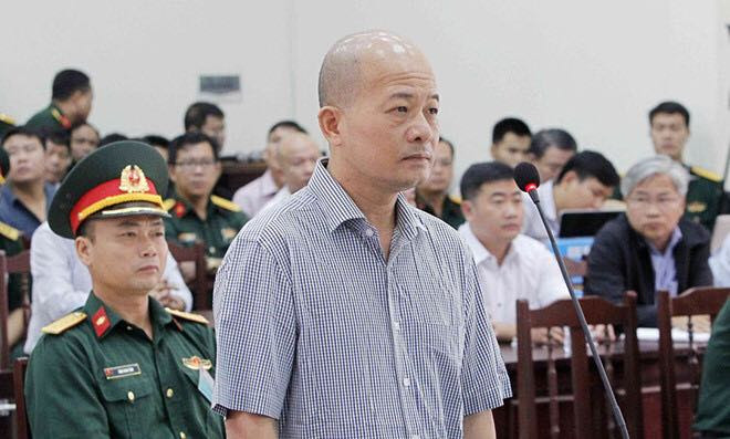 Các băng nhóm lợi ích xoay quanh trục “lá bài” Út “trọc” đã cùng nhau vướng vòng lao lý.  Các băng nhóm lợi ích xoay quanh trục “lá bài” Út “trọc” đã cùng nhau vướng vòng lao lý.