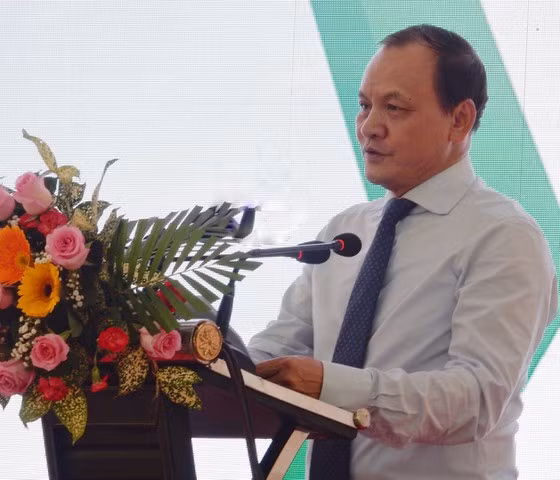 Thứ trưởng Bộ GTVT Nguyễn Nhật: Đây là dự án trọng điểm, tạo điều kiện thúc đẩy phát triển kinh tế, xã hội khu vực Tây Nam bộ. Ảnh: TÍN HUY