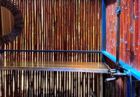 Phòng tắm của resort - Ảnh: FB