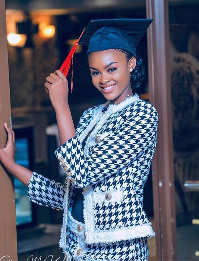 Nhan sắc đời thường của Evelyn Namatovu. Cô ghi điểm bởi vẻ ngoài khỏe khoắn, nụ cười tươi - Ảnh: Instagram NV