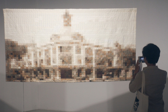 Thương xá Tax trong mắt nghệ sĩ Võ Trân Châu - Ảnh: MAI THỤY Thương xá Tax trong mắt nghệ sĩ Võ Trân Châu - Ảnh: MAI THỤY