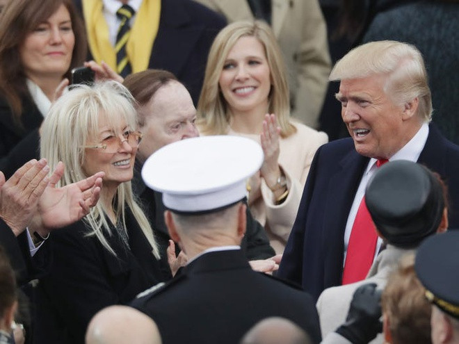 Sheldon Adelson được xem như một trong những người ủng hộ đảng Cộng hòa tích cực nhất. Năm 2016, ông quyên góp cho chiến dịch tranh cử của Tổng thống Mỹ Donald Trump khoảng 25 triệu USD . Ảnh: Getty. Sheldon Adelson được xem như một trong những người ủng hộ đảng Cộng hòa tích cực nhất. Năm 2016, ông quyên góp cho chiến dịch tranh cử của Tổng thống Mỹ Donald Trump khoảng 25 triệu USD . Ảnh: Getty.