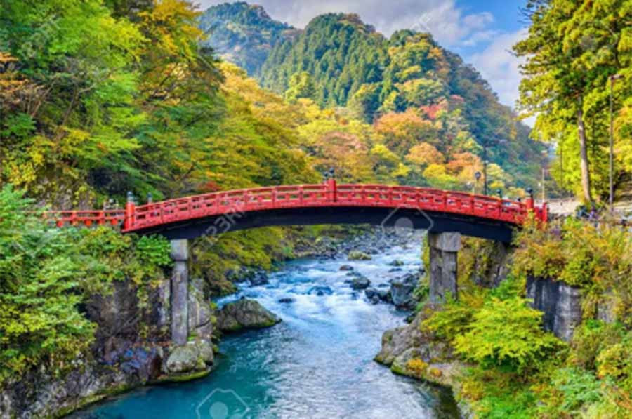  Cầu Shinkyo ở Nikko - Nhật Bản. Ảnh: Stock