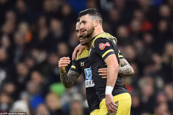  Niềm vui của các cầu thủ Southampton sau khi gỡ hòa 1-1 - Ảnh: GETTY IMAGES