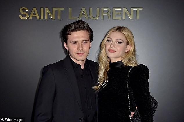 Cô từng hẹn hò Anwar Hadid – em trai của người mẫu Bella Hadia. Cô từng hẹn hò Anwar Hadid – em trai của người mẫu Bella Hadia.