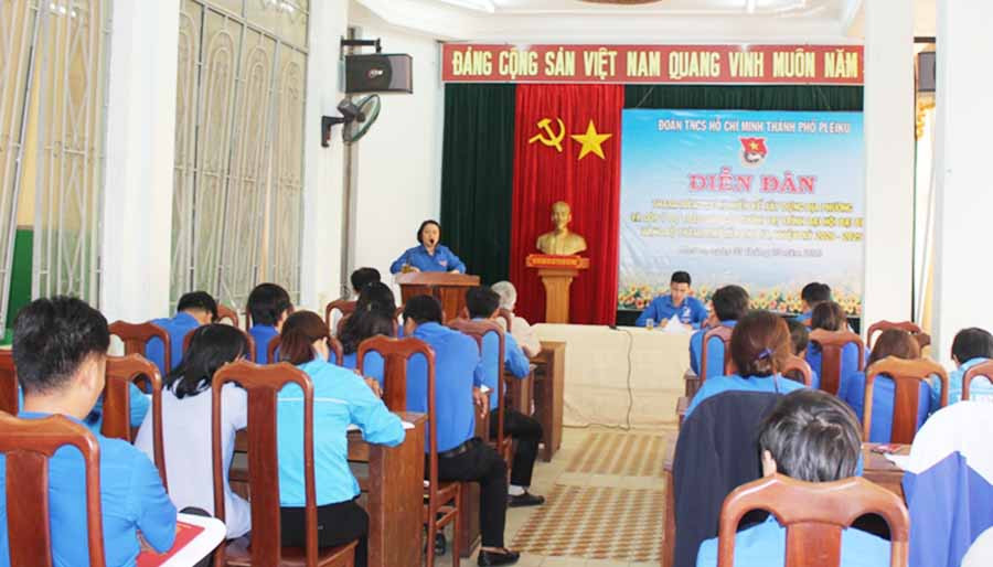 Quang cảnh diễn đàn. Ảnh: Phan Lài