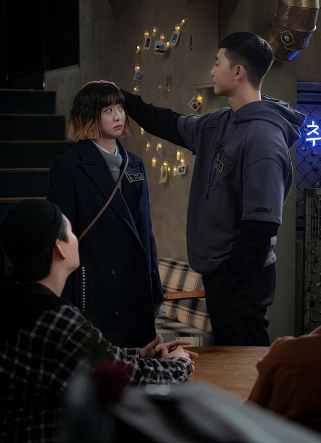  Kang Min Jung hợp tác với Park Sae Roy để lật đổ Jangga.