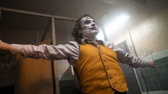 Joker vừa được đề cử trong giải Oscar, vừa có tên trong giải Mâm xôi vàng năm nay - Ảnh: Hollywood Reporter