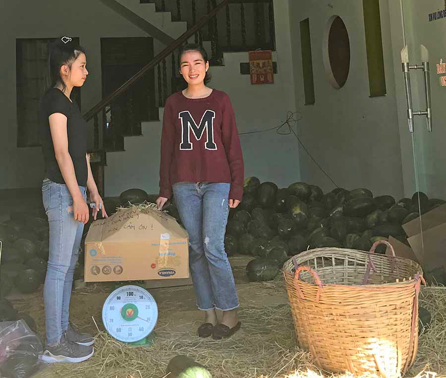  Điểm bán dưa hấu của HTX Nông nghiệp Liên hiệp Gia Lai-GAUC trên đường Trần Phú (TP. Pleiku). Ảnh: N.D