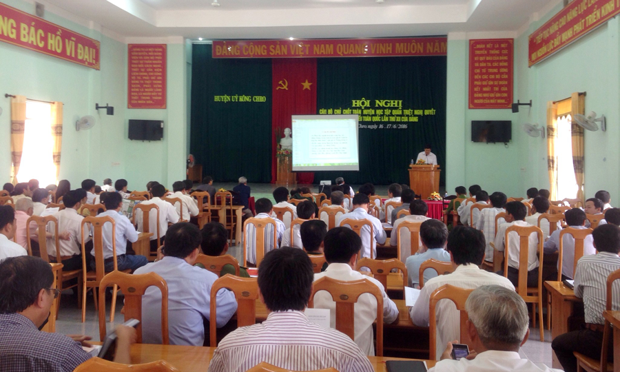 Quang cảnh hội nghị. Ảnh: Hồng Thi Quang cảnh hội nghị. Ảnh: Hồng Thi