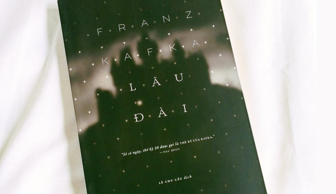 Lâu đài (The Castle)