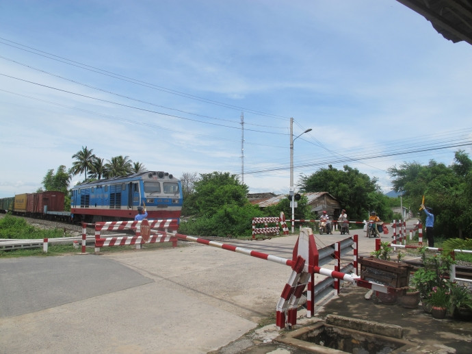 Tai nạn giao thông đường sắt trong tháng 5-2016 giảm mạnh ở cả ba tiêu chí (ảnh nguồn: baogiaothong.vn)