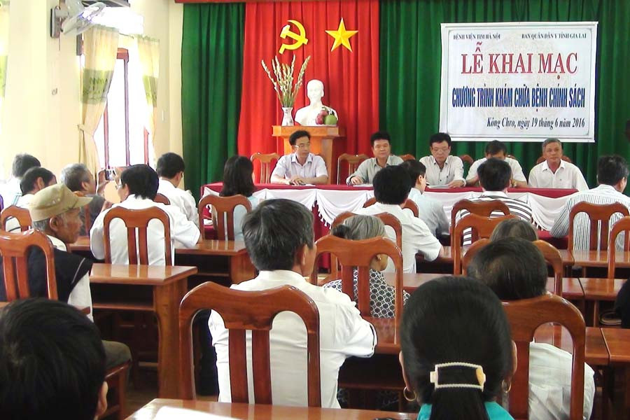  Quang cảnh lễ khai mạc chương trình. Ảnh: Hồng Thi