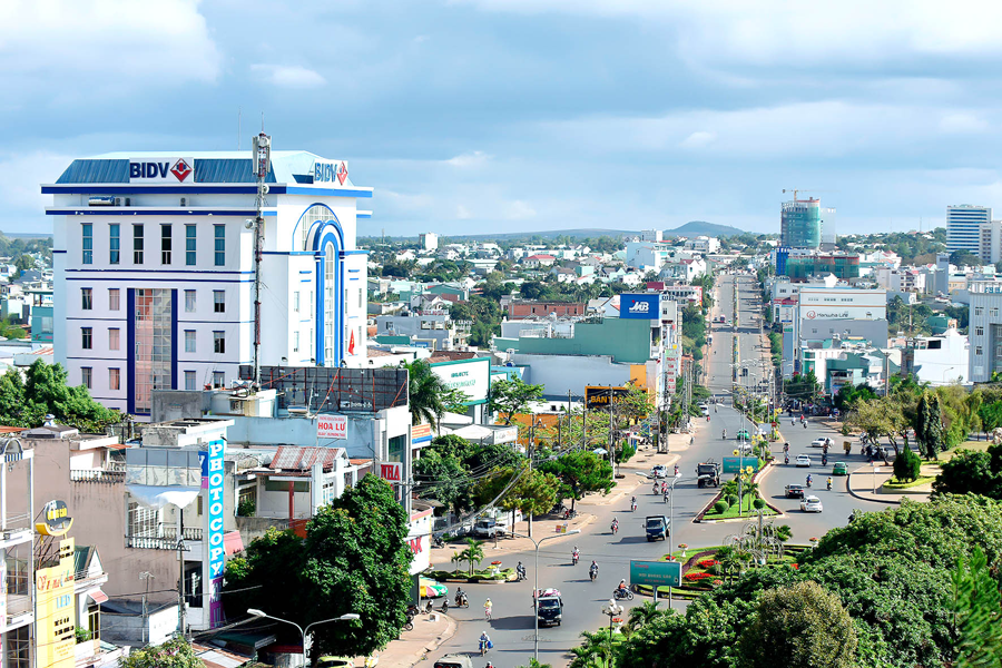 Hệ thống giao thông ở Gia Lai ngày càng được hoàn thiện. Ảnh: Đức Thụy