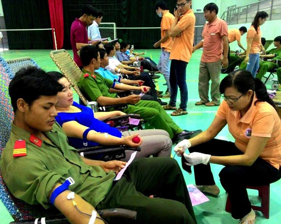  Vận động hiến máu tình nguyện là một trong những nhiệm vụ trọng tâm của Hội. Ảnh: L.V.N