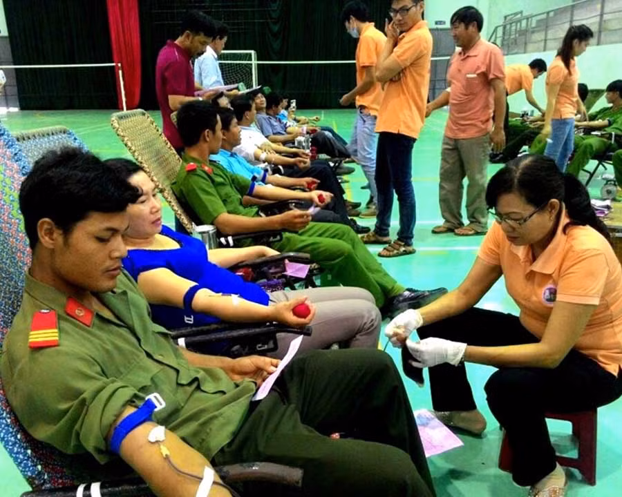  Vận động hiến máu tình nguyện là một trong những nhiệm vụ trọng tâm của Hội. Ảnh: L.V.N