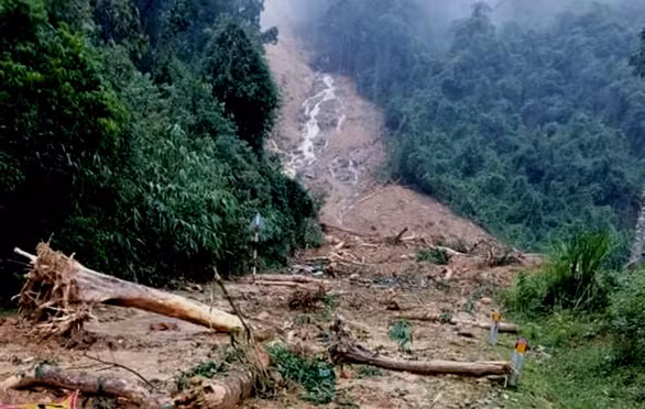 Vị trí trạm bảo vệ rừng Thác Voi bị sạt lở xóa sổ đêm 18-10.