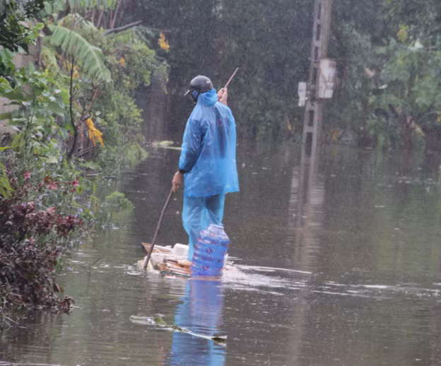 Đợt mưa lớn từ ngày 18 đến 21-10 khiến nhiều nơi trên địa bàn huyện Thạch Hà bị ngập nặng.
