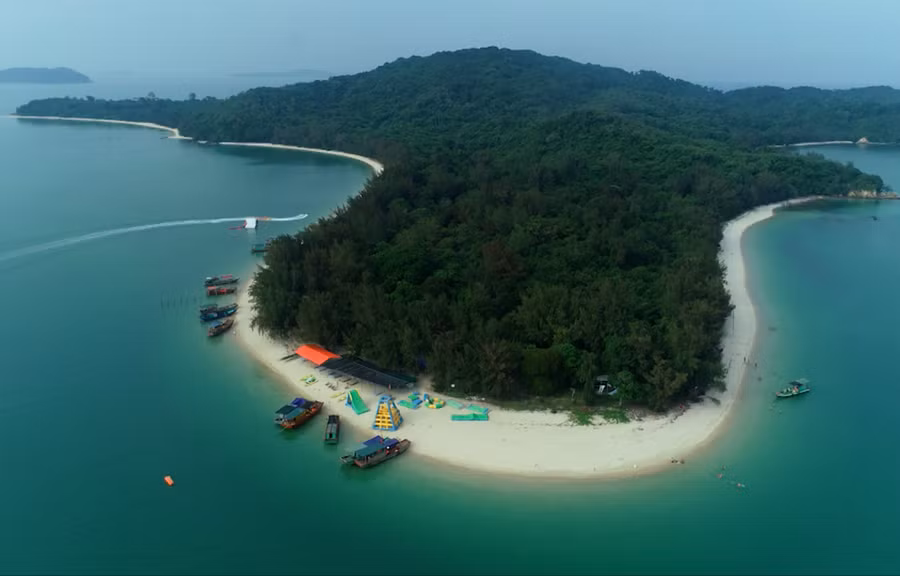 Một góc nhìn ấn tượng về đảo Cô Tô (Ảnh: Lâm Phan/Vietnam+)