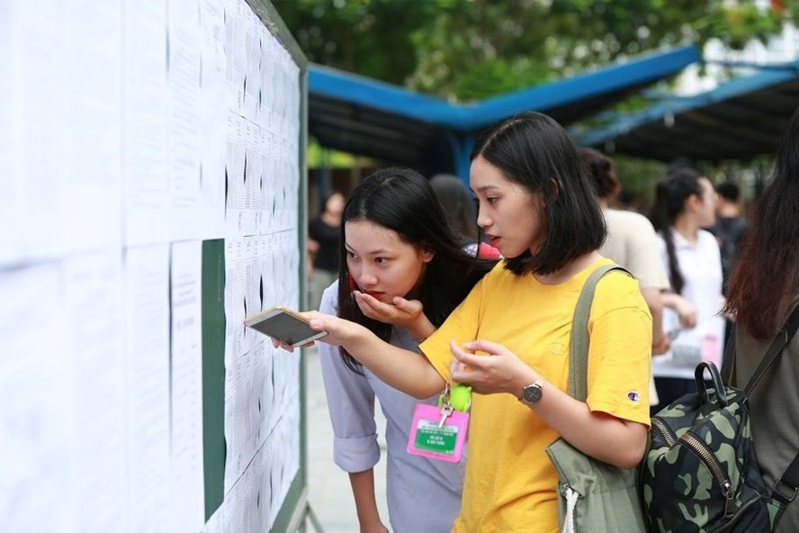 Điểm chuẩn đại học 2020 tăng cap kỷ lục khiến nhiều người ngỡ ngàng. Ảnh minh hoạ: Hải Nguyễn. Điểm chuẩn đại học 2020 tăng cap kỷ lục khiến nhiều người ngỡ ngàng. Ảnh minh hoạ: Hải Nguyễn.