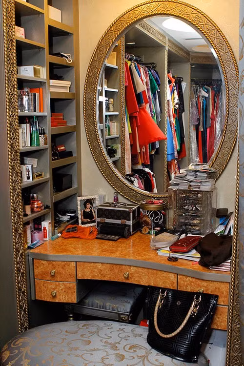 Khu để đồ, trang điểm. Ảnh: NSCC