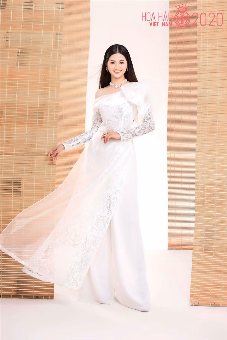 “Người đẹp Kinh Bắc” Vũ Thị Thu Phương cũng được kỳ vọng sẽ làm nên chuyện tại Hoa hậu Việt Nam 2020. Cô cũng là 1 trong 5 thí sinh được đặc cách vào thẳng bán kết Hoa hậu Việt Nam vì đã có thành tích trong các cuộc thi nhan sắc cấp quốc gia. Ảnh: Lê Thiện Viễn.